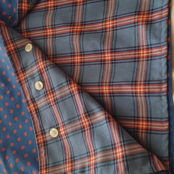 Women's  Vintage reversible  button-down top - Picture 6 of 9